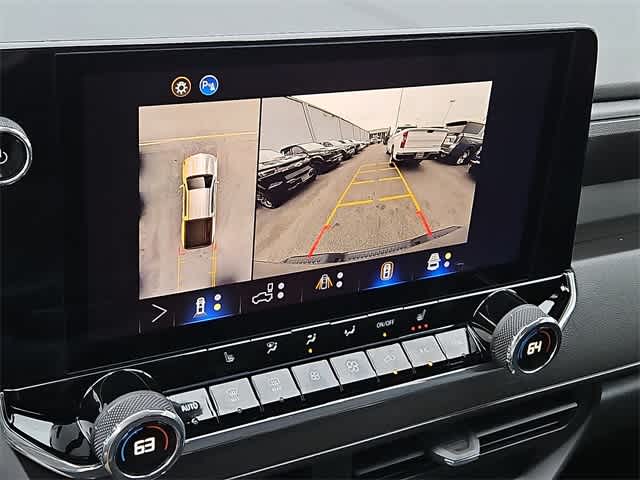 Thumbnail: 2026 Chevrolet Colorado - 16