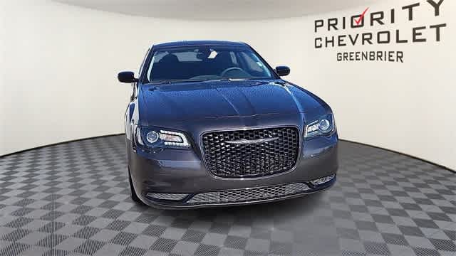 Thumbnail: 2023 Chrysler 300 - 3