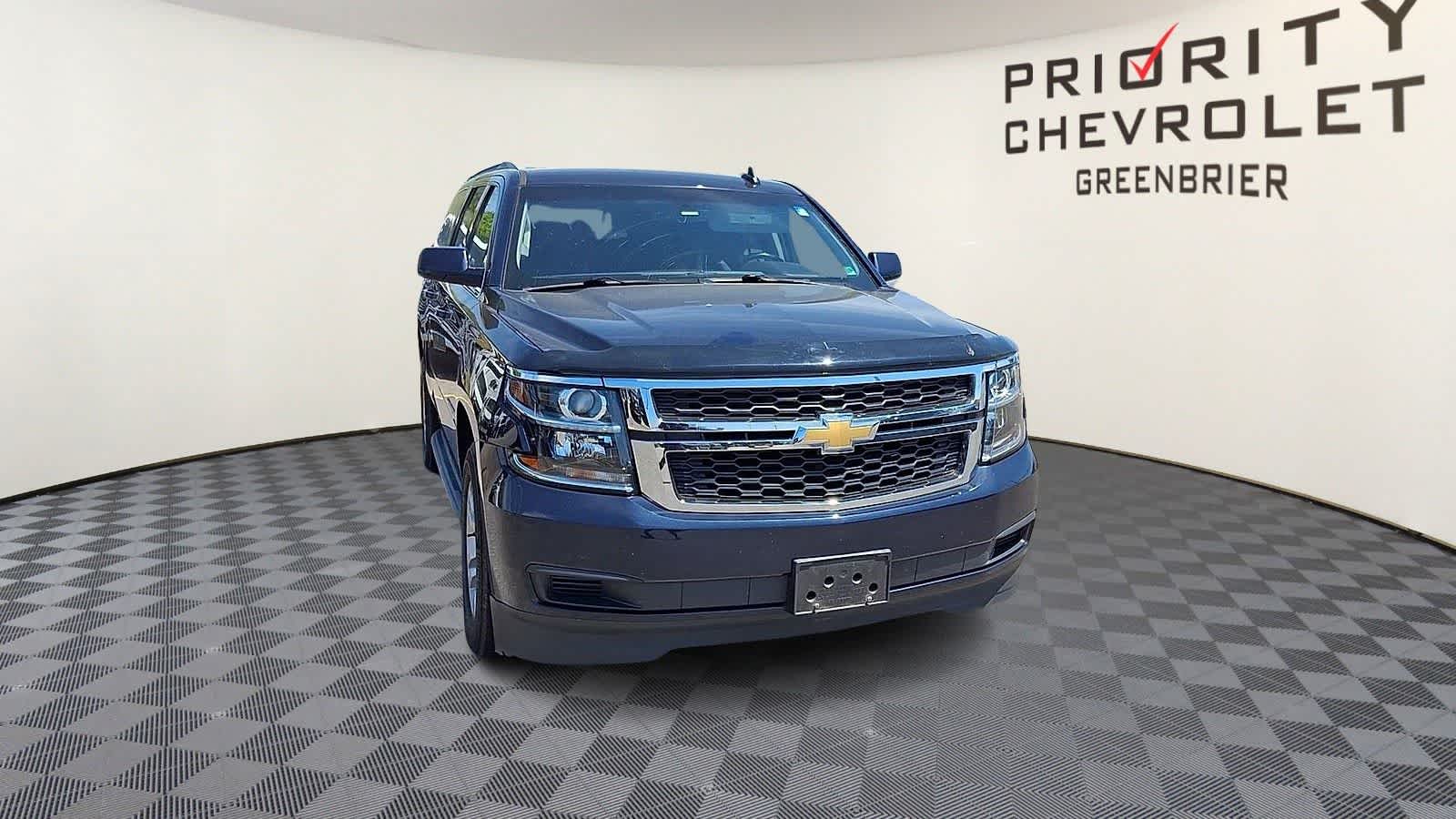 Thumbnail: 2020 Chevrolet Suburban - 3
