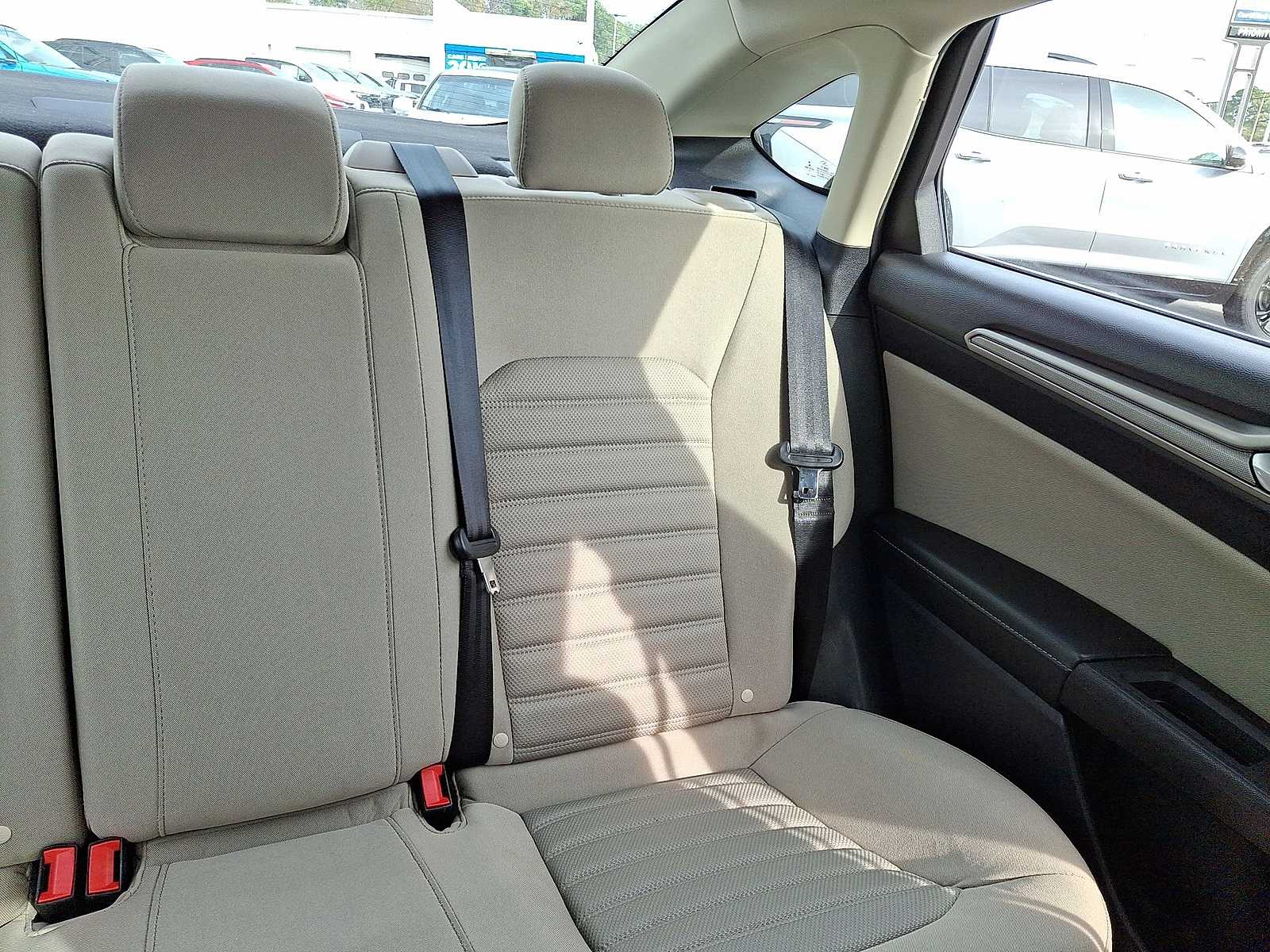 Thumbnail: 2018 Ford Fusion - 15