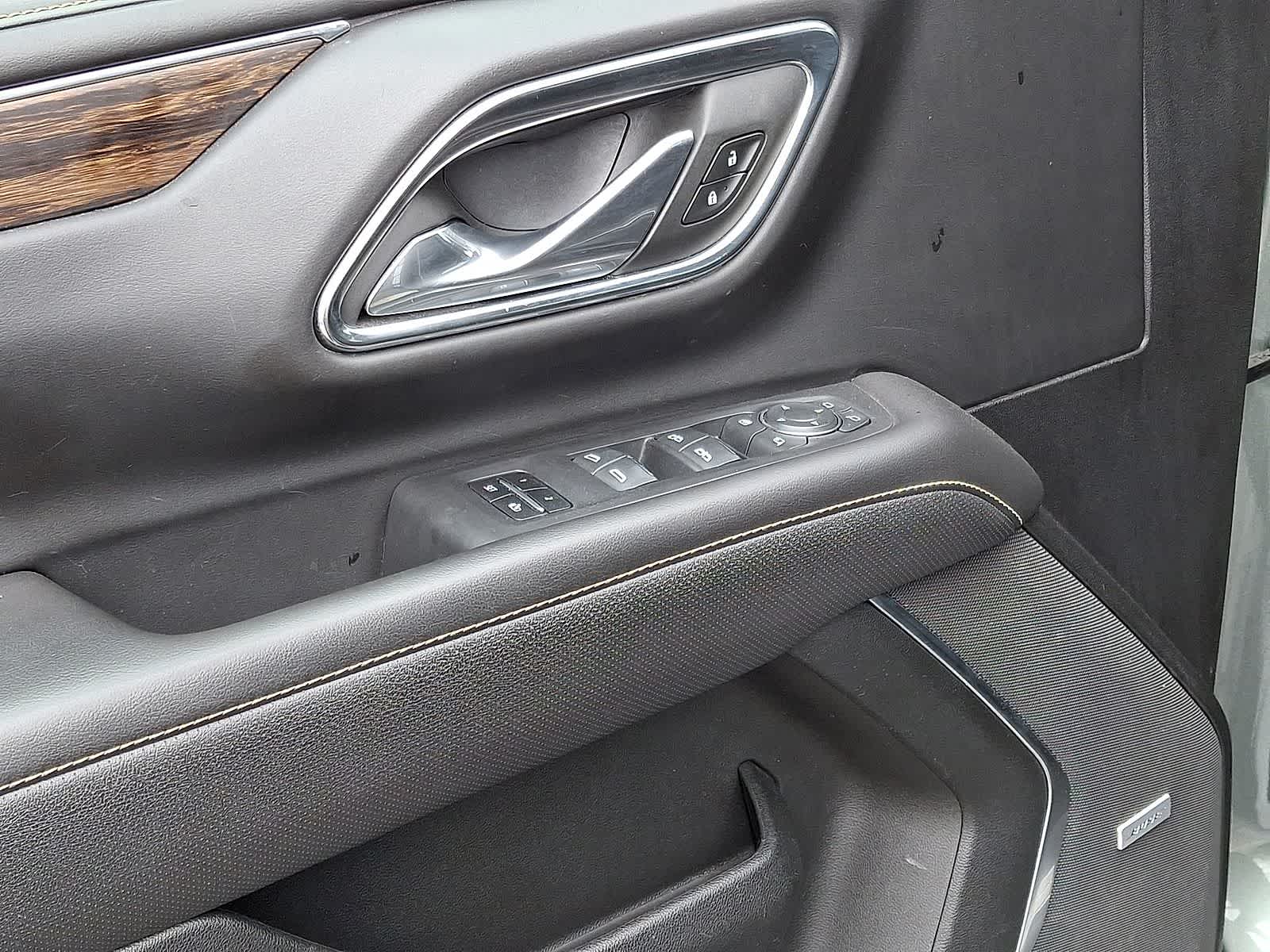 Thumbnail: 2023 Chevrolet Suburban - 28