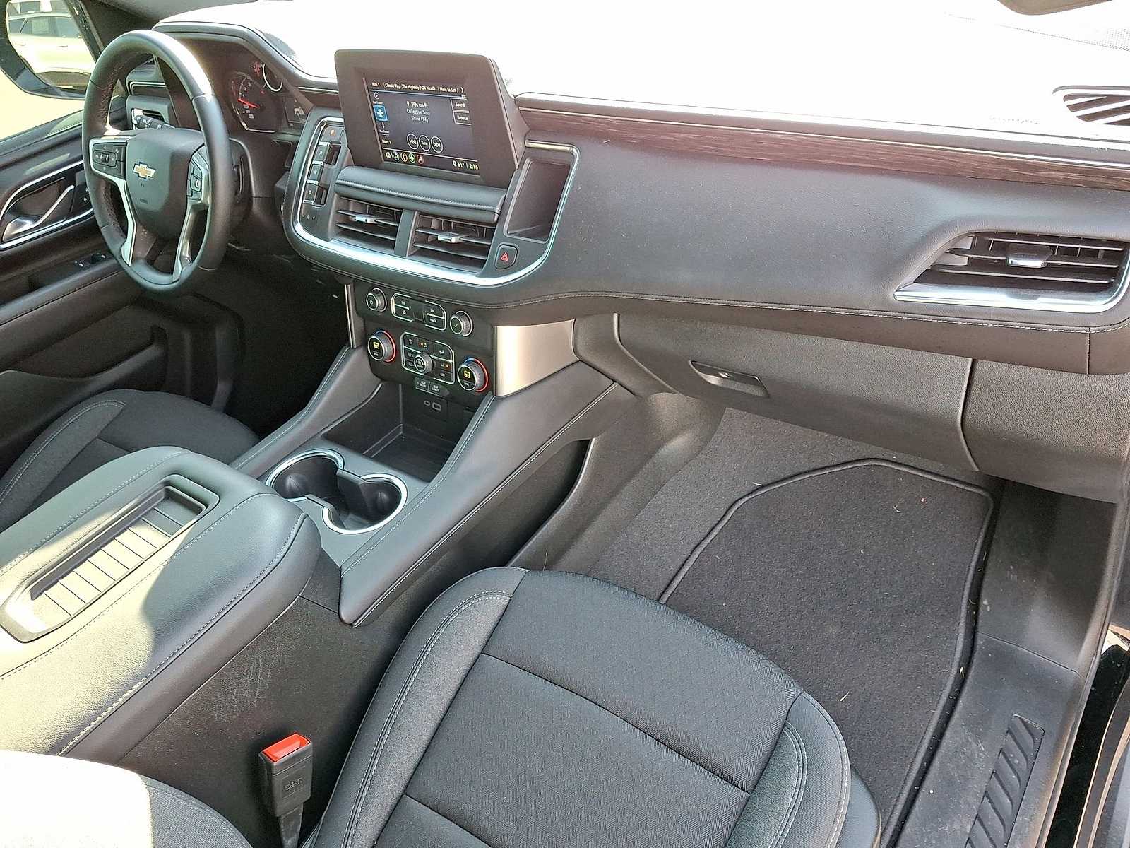 Thumbnail: 2024 Chevrolet Suburban - 33