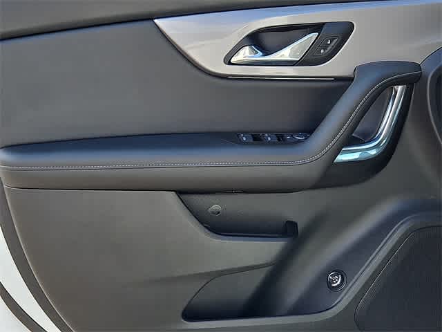 Thumbnail: 2025 Chevrolet Blazer - 10