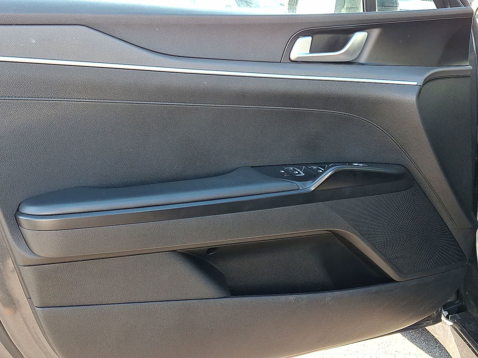 Thumbnail: 2023 Kia K5 - 26