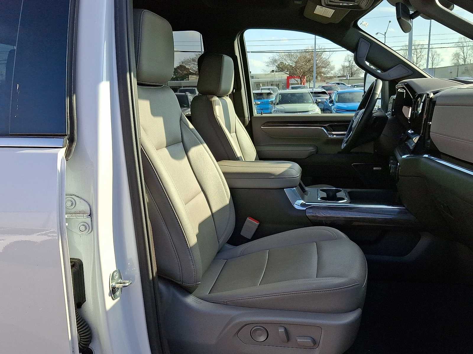 Thumbnail: 2024 Chevrolet Silverado 2500 - 33