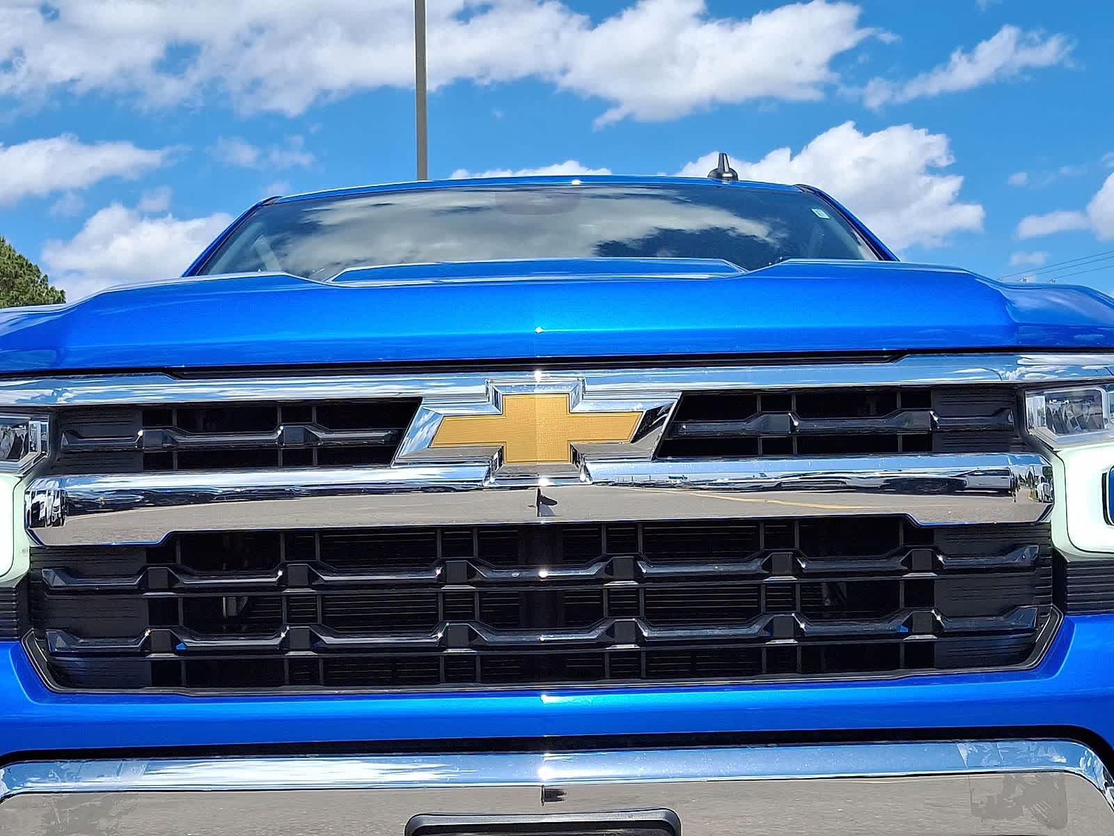 Thumbnail: 2025 Chevrolet Silverado 1500 - 35
