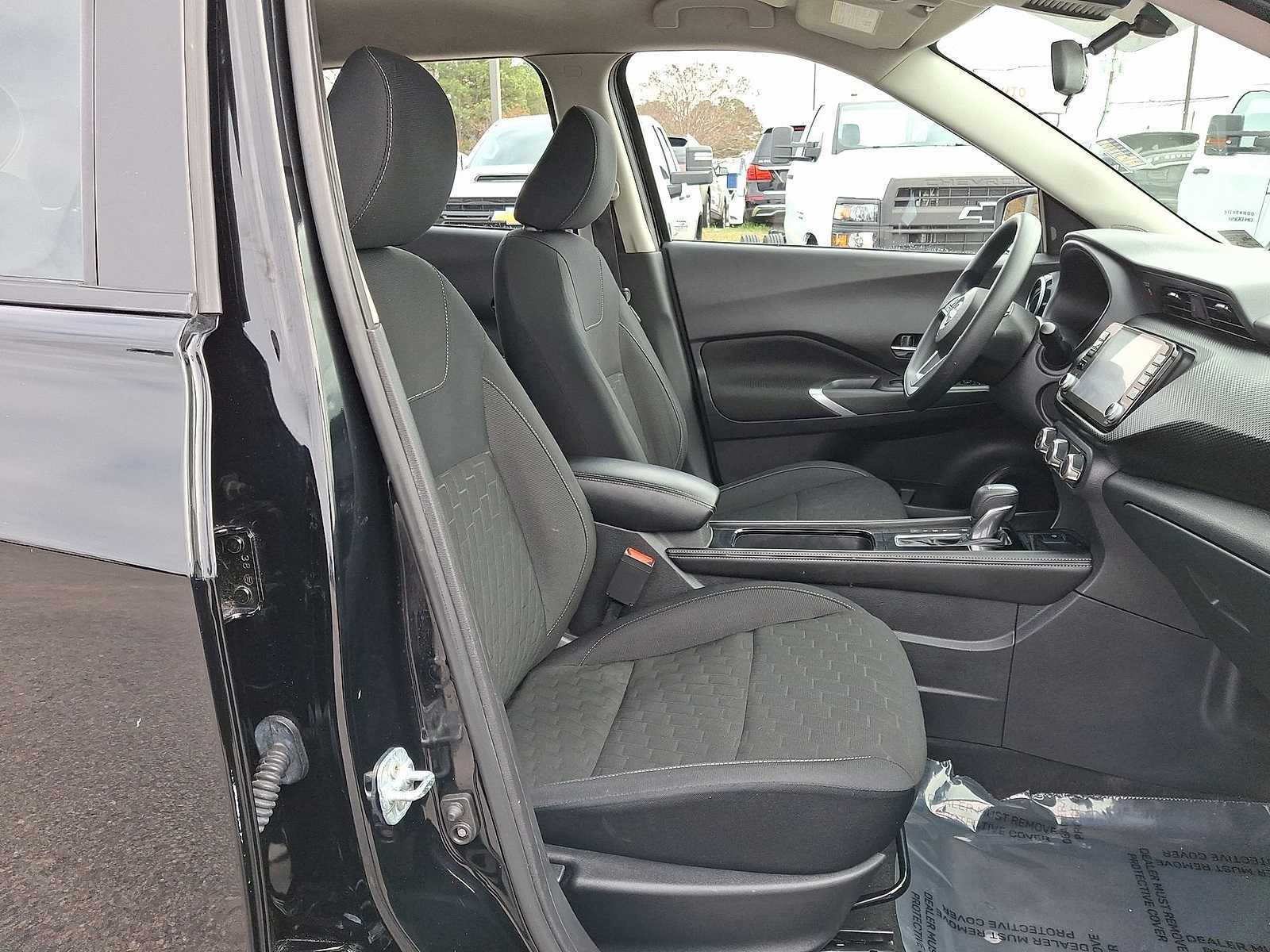 Thumbnail: 2024 Nissan Kicks - 28