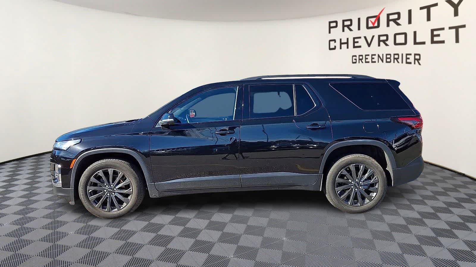 Thumbnail: 2023 Chevrolet Traverse - 5