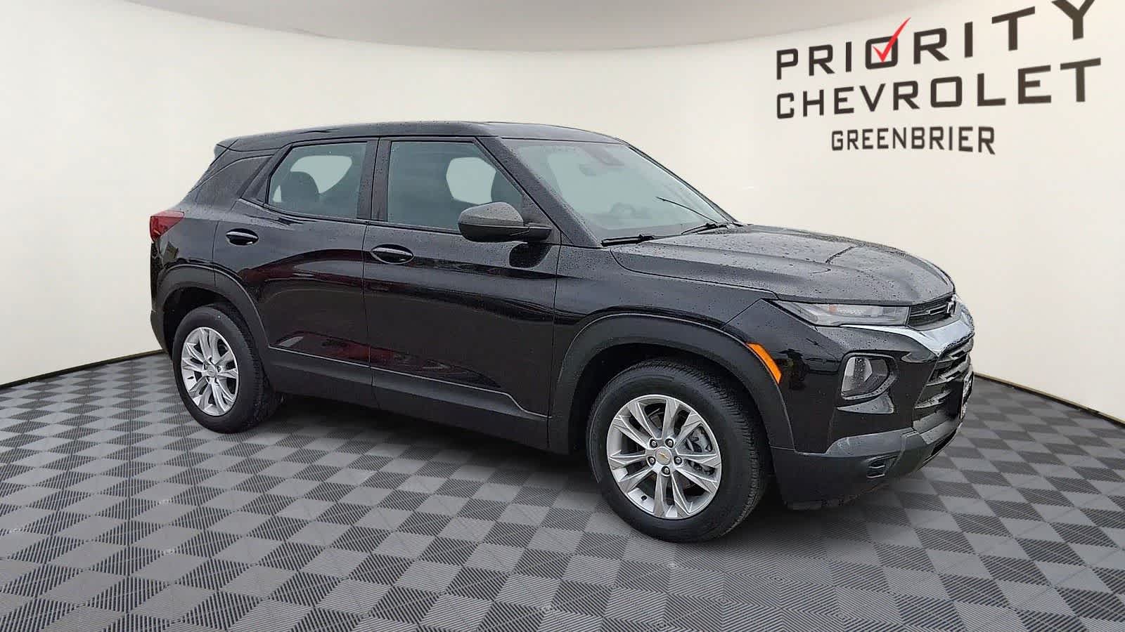 Thumbnail: 2021 Chevrolet TrailBlazer - 2