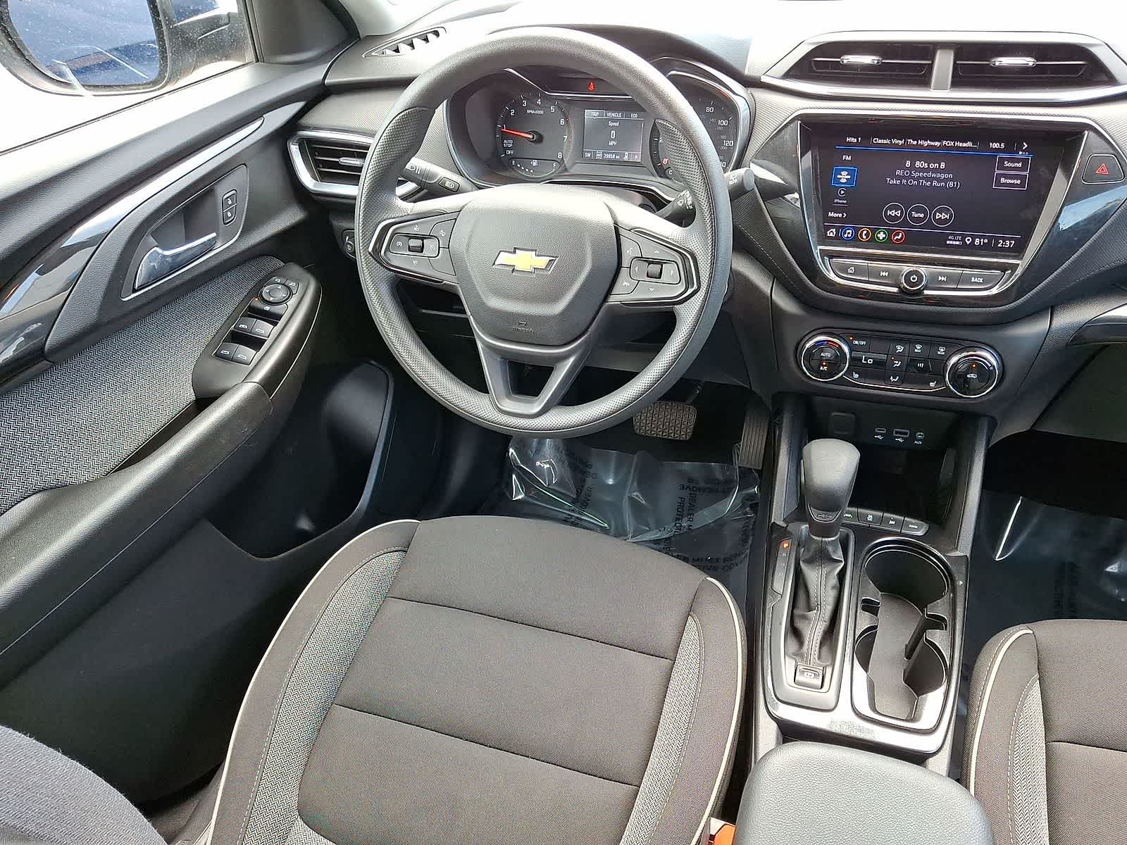 Thumbnail: 2022 Chevrolet TrailBlazer - 10