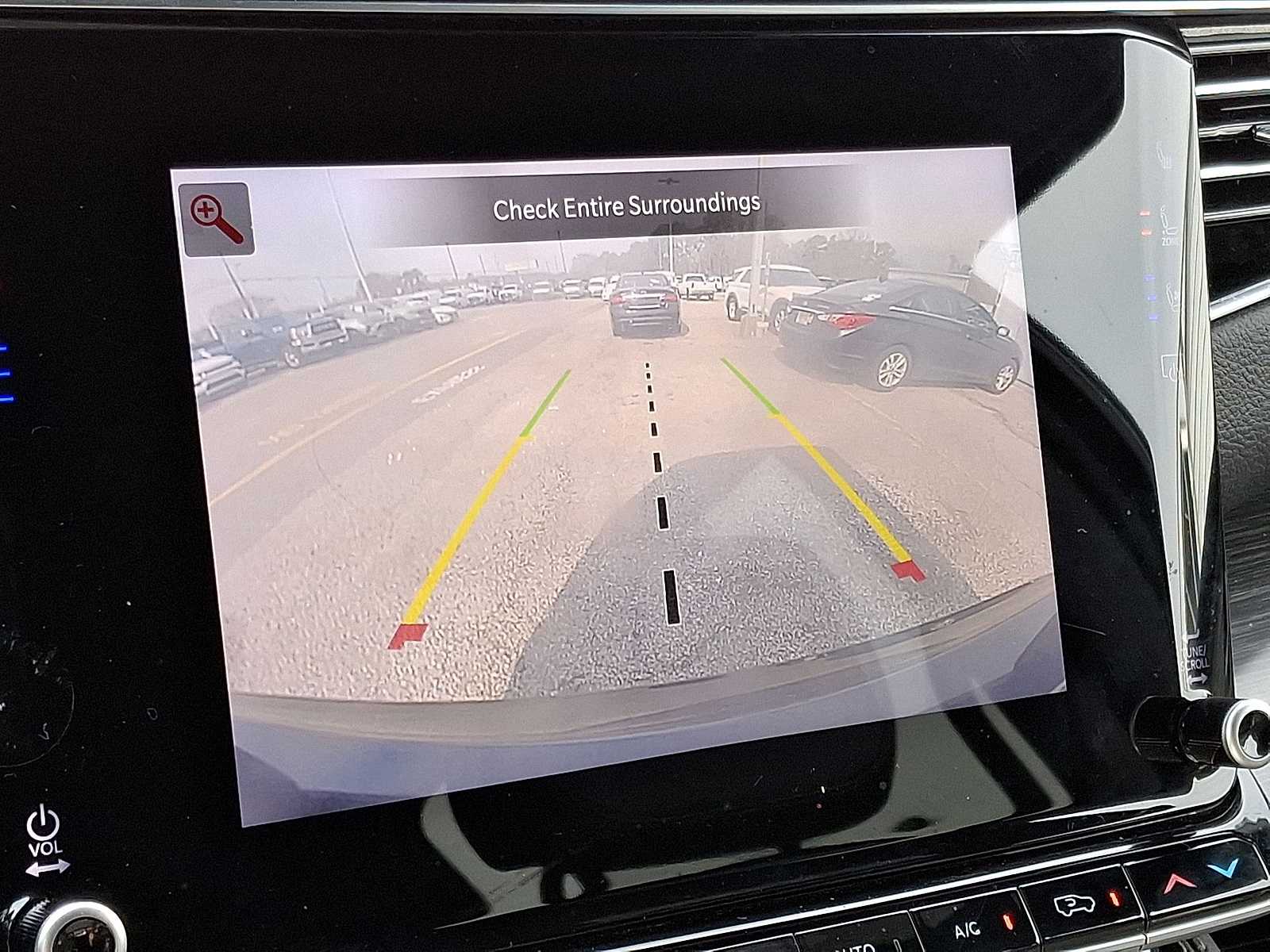 Thumbnail: 2024 Jeep Wagoneer - 21