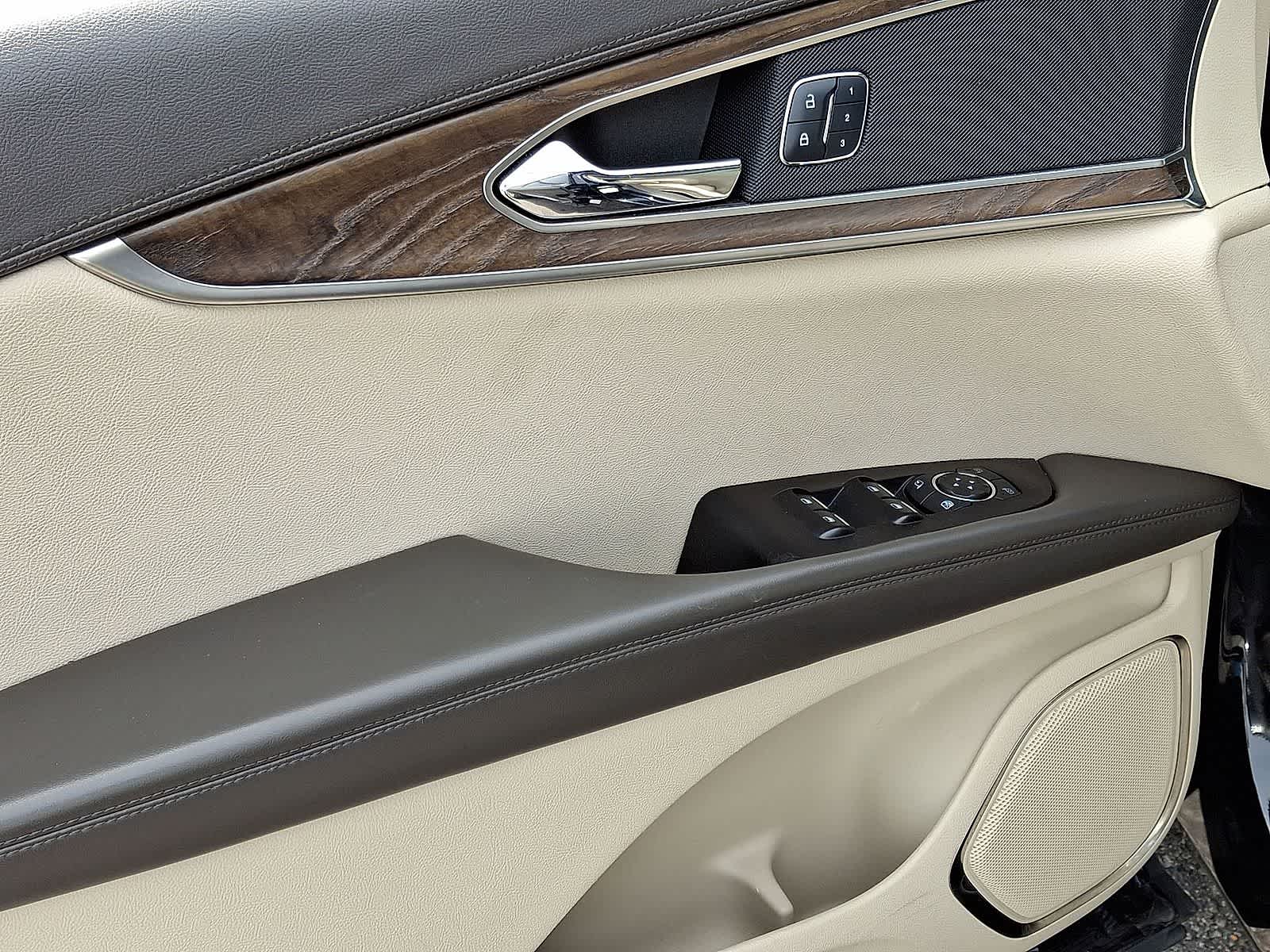 Thumbnail: 2018 Lincoln MKX - 30