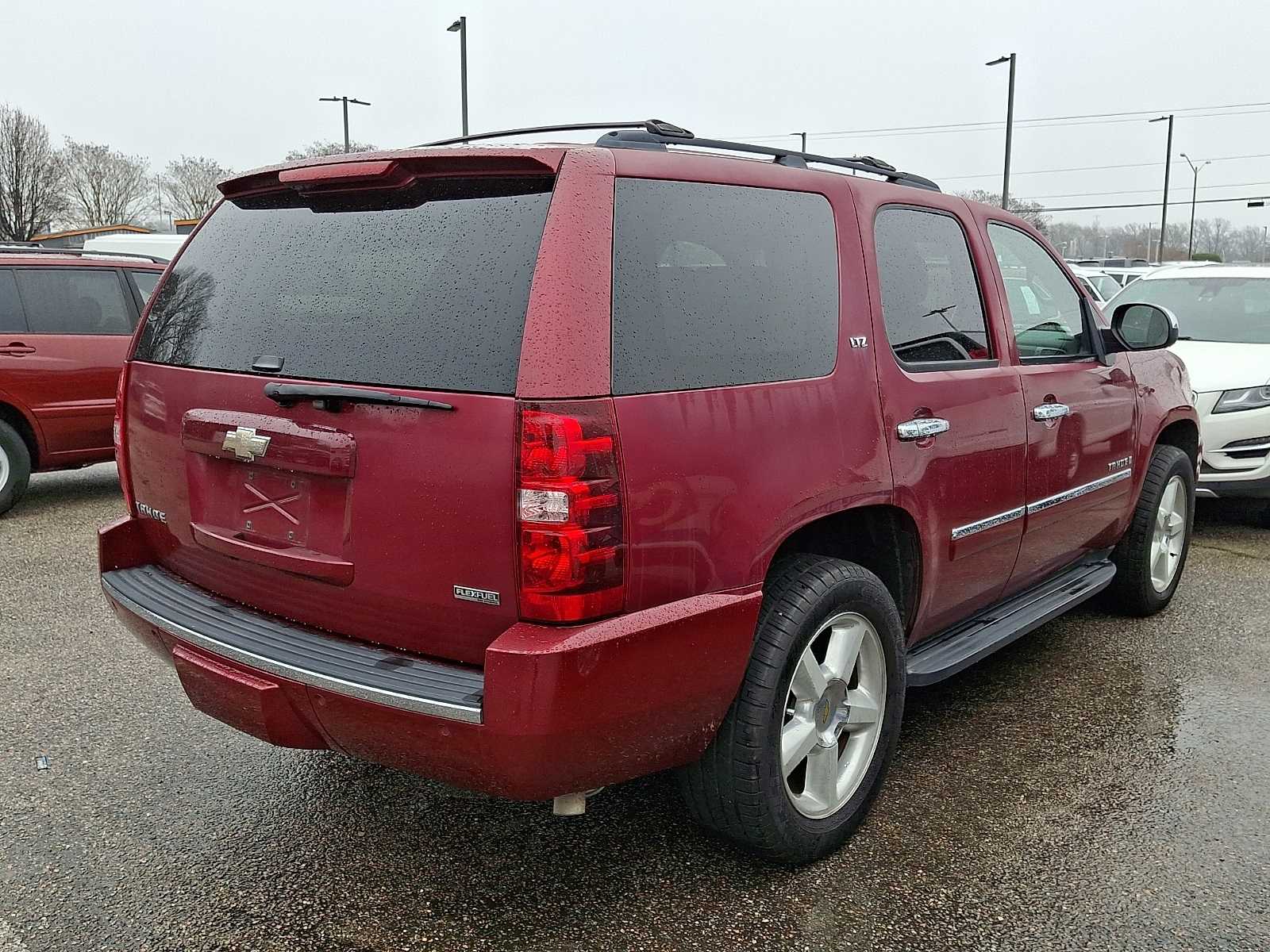 Thumbnail: 2009 Chevrolet Tahoe - 3