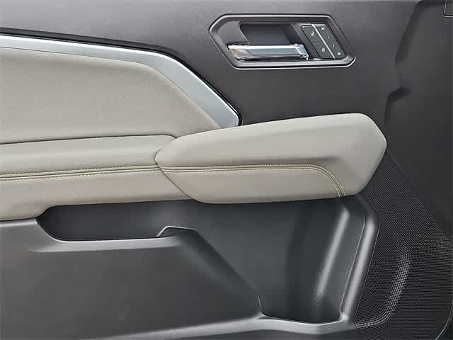 Thumbnail: 2026 Chevrolet Colorado - 11