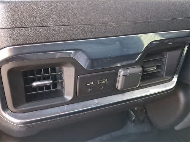 Thumbnail: 2022 Chevrolet Silverado 2500 - 28