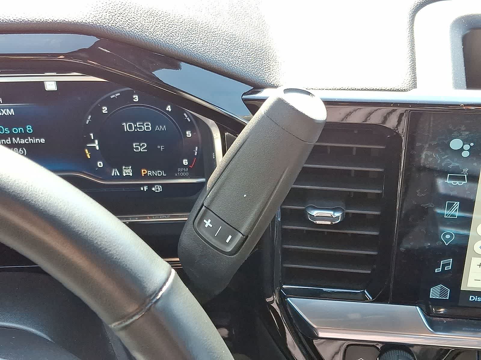 Thumbnail: 2023 Chevrolet Silverado 1500 - 21