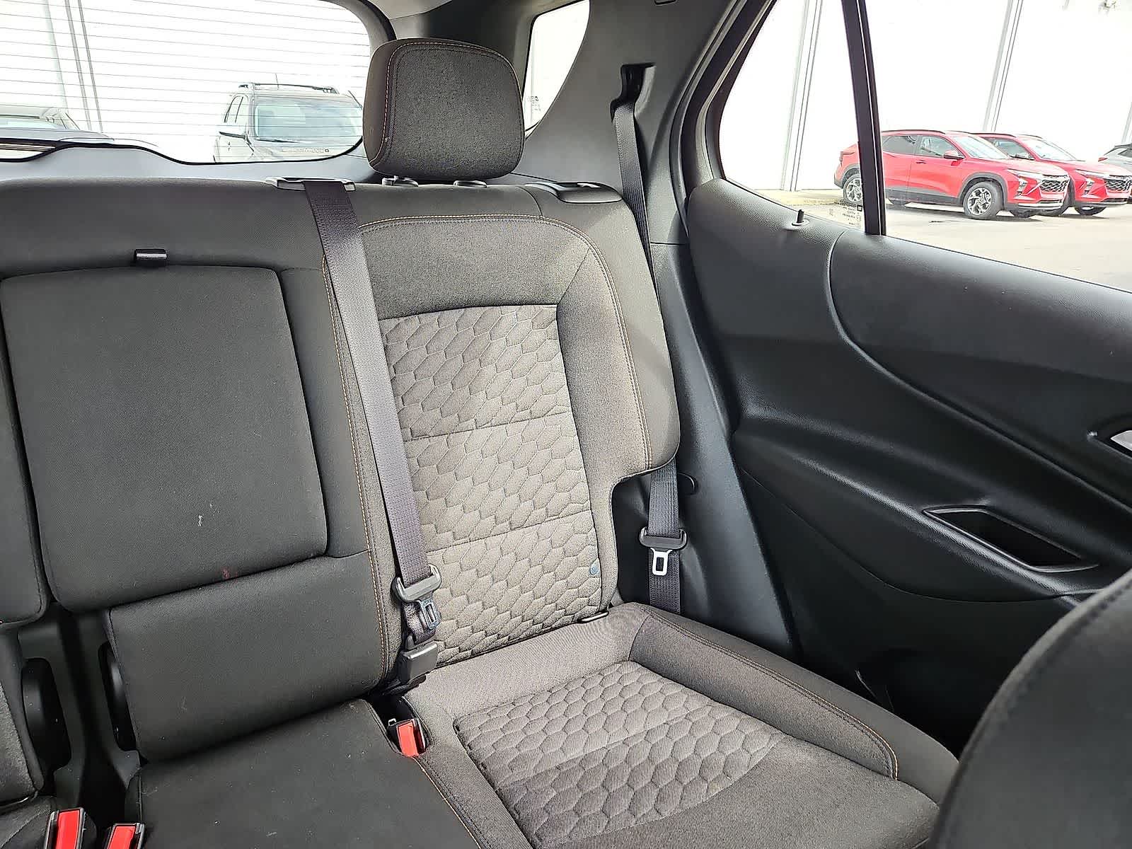 Thumbnail: 2020 Chevrolet Equinox - 15