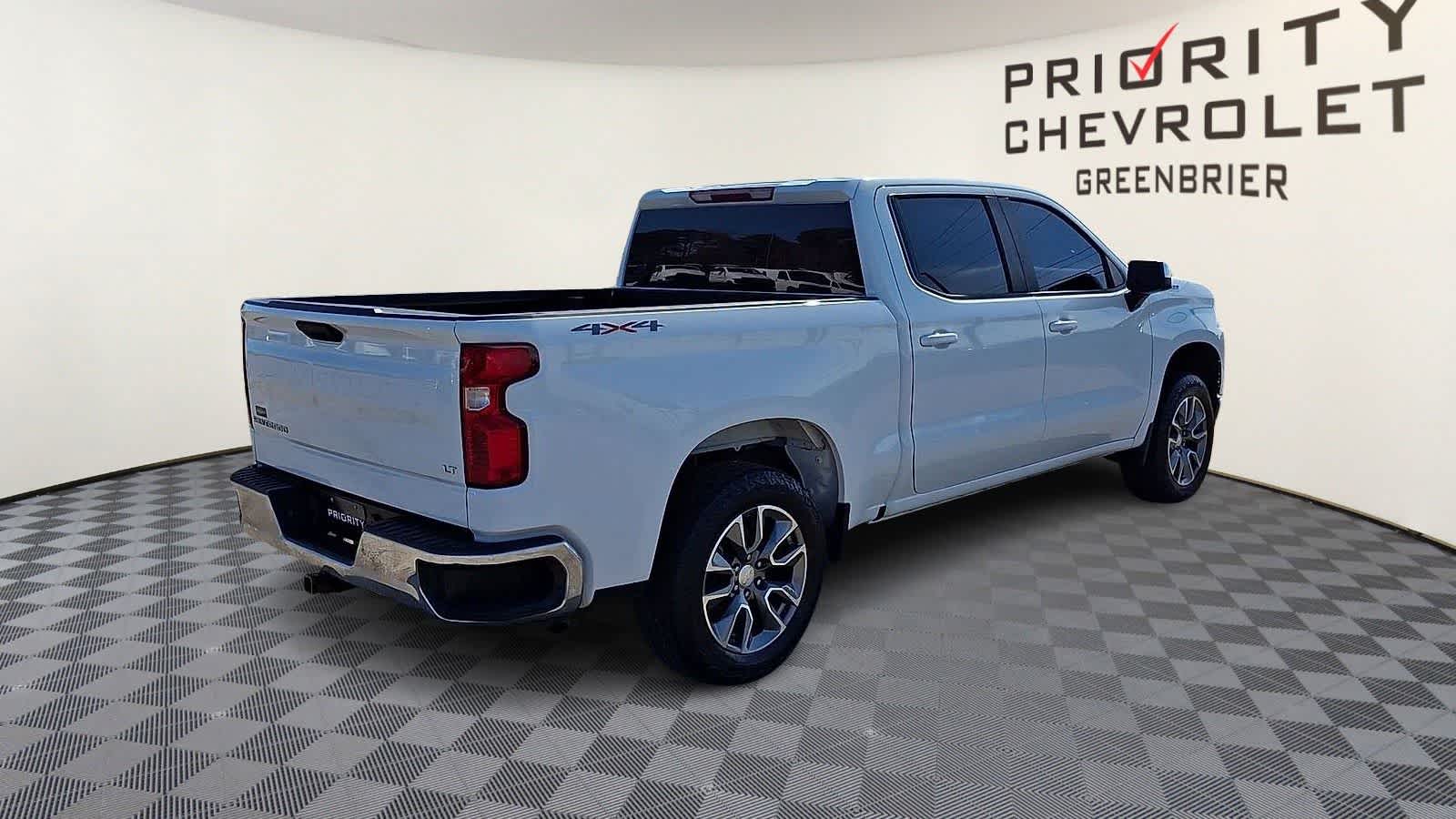 Thumbnail: 2020 Chevrolet Silverado 1500 - 8