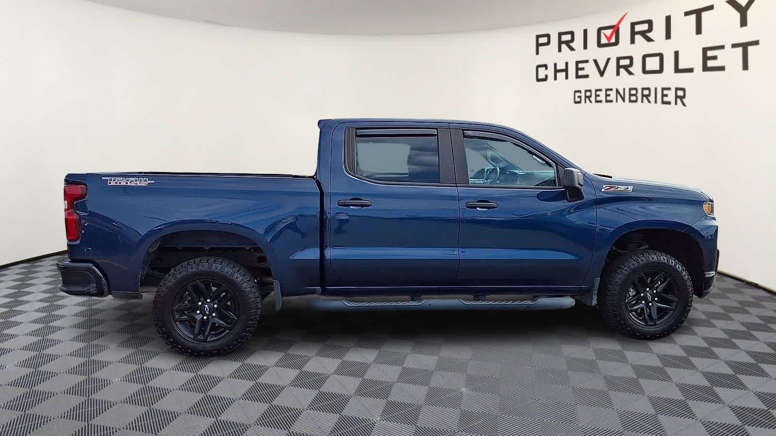 Thumbnail: 2021 Chevrolet Silverado 1500 - 9