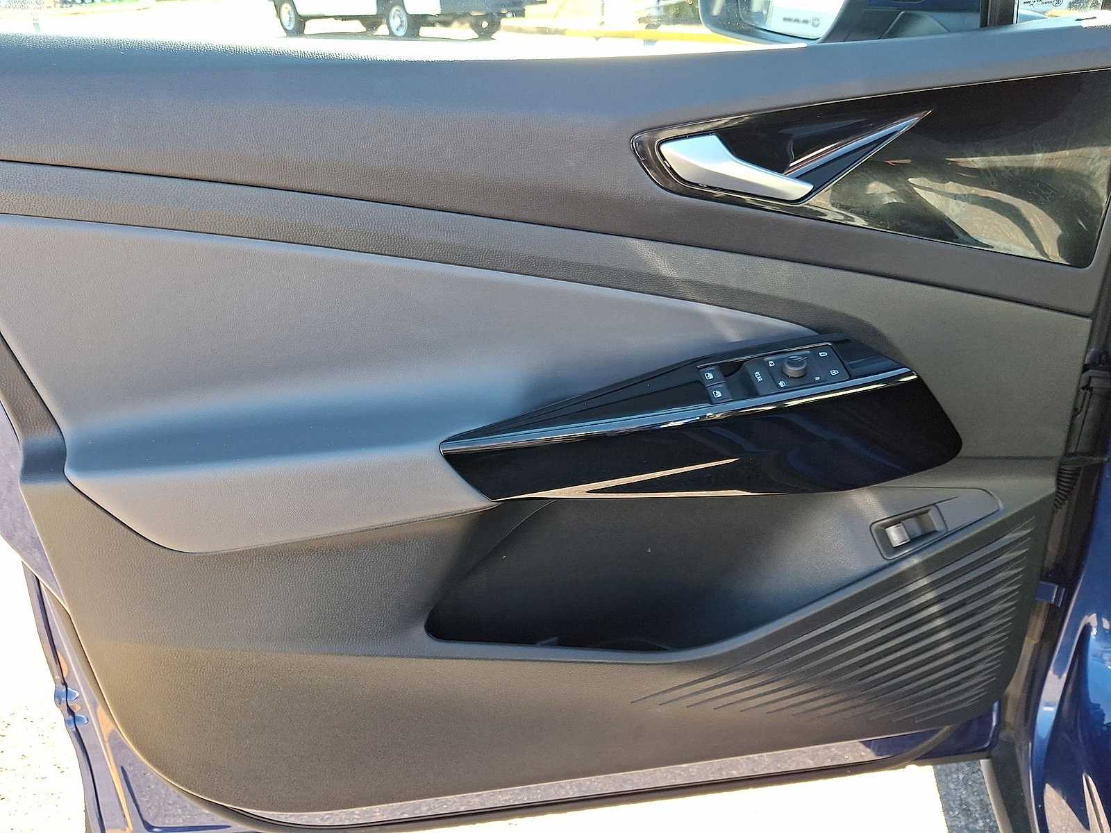 Thumbnail: 2022 Volkswagen ID.4 - 28