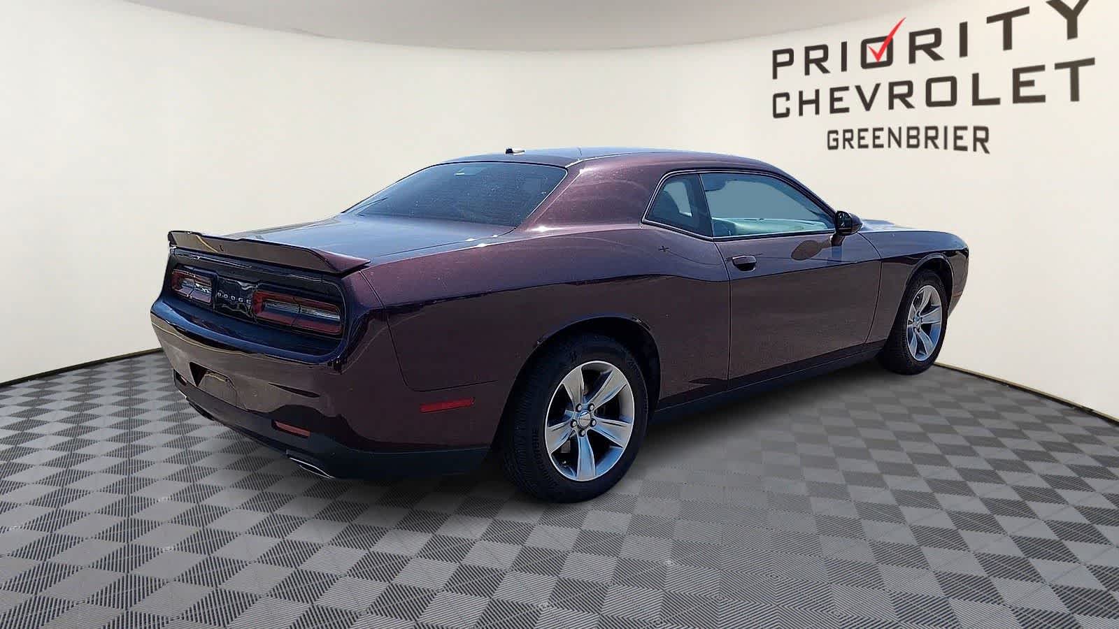 Thumbnail: 2021 Dodge Challenger - 8