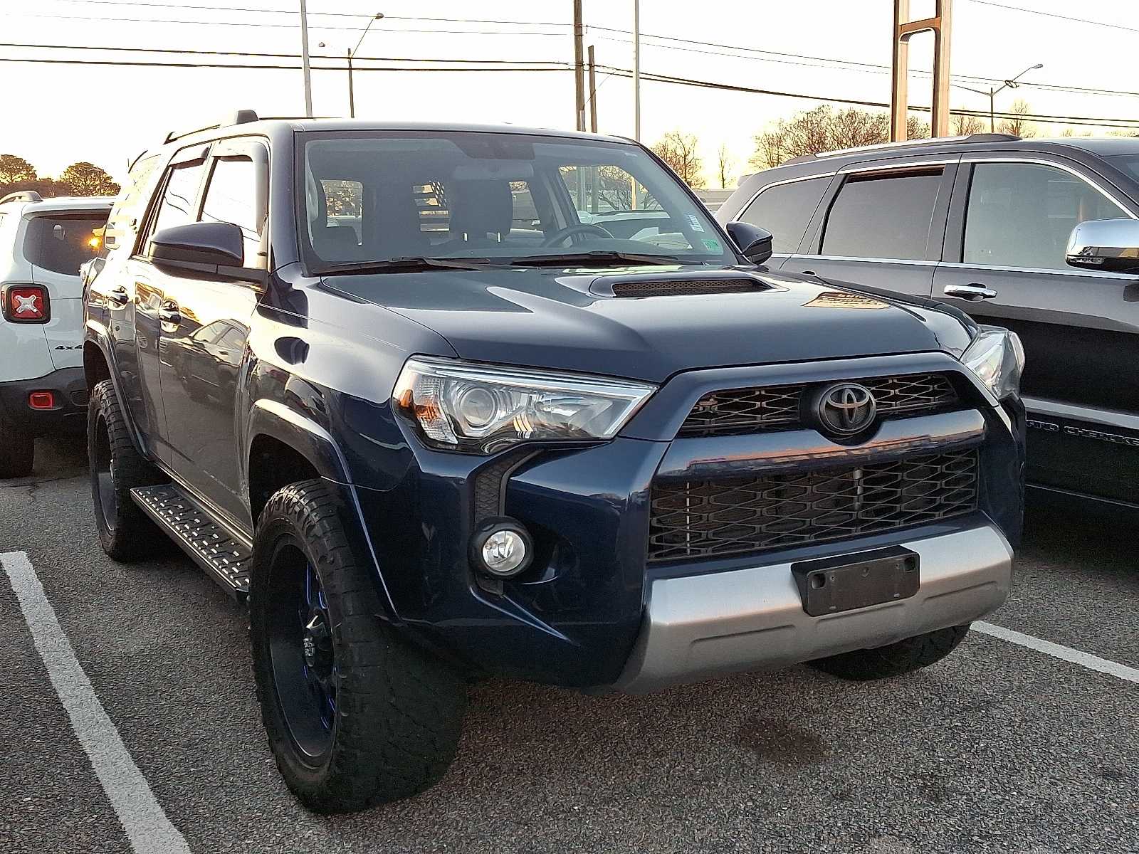 Thumbnail: 2019 Toyota 4Runner - 2