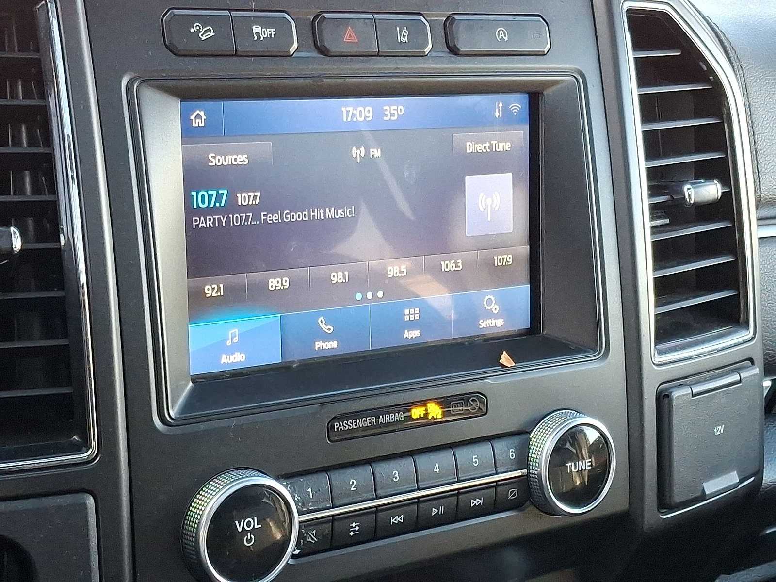 Thumbnail: 2021 Ford Expedition MAX - 19