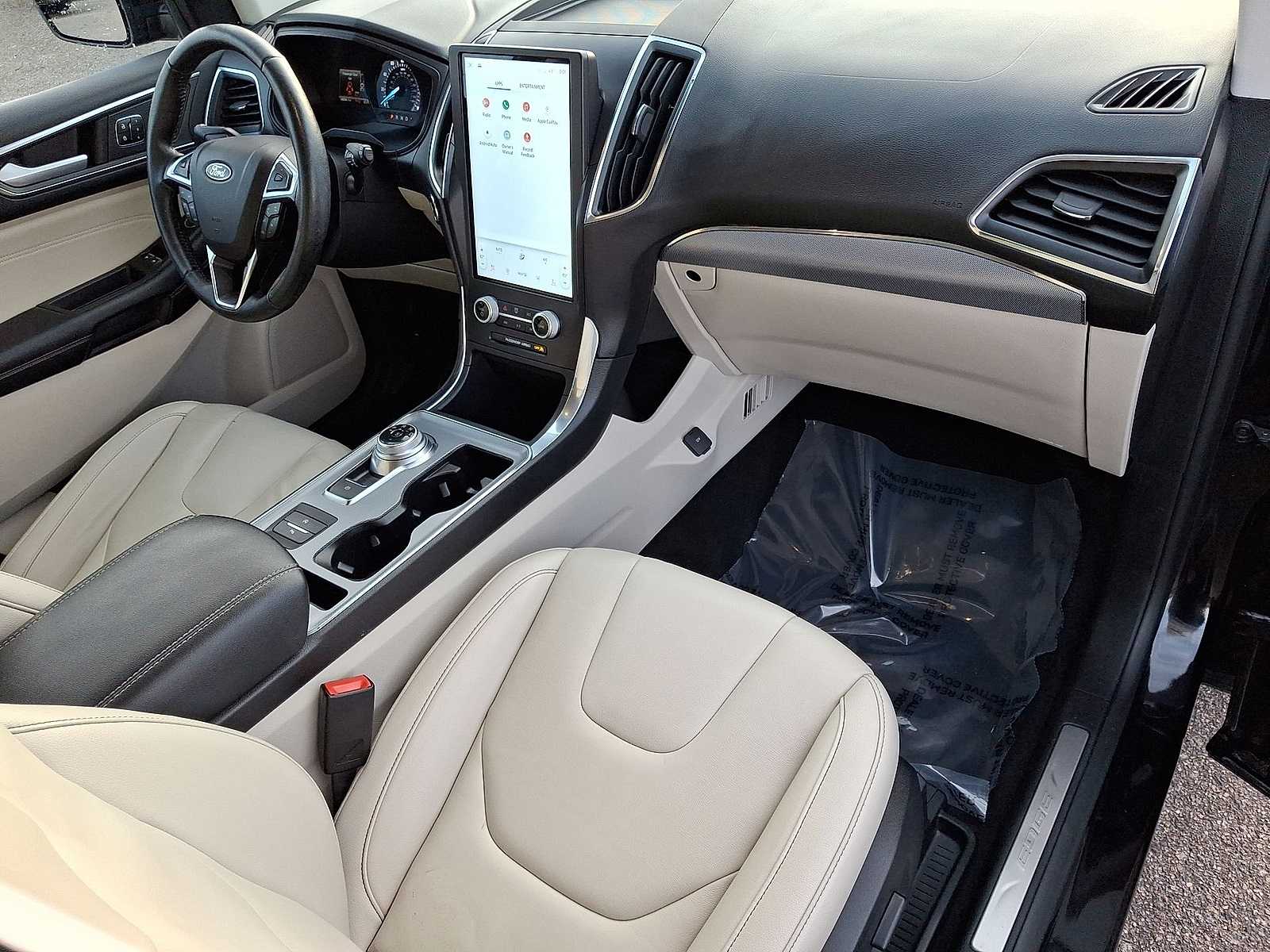 Thumbnail: 2022 Ford Edge - 33