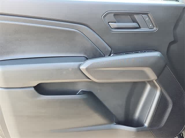 Thumbnail: 2026 Chevrolet Colorado - 10
