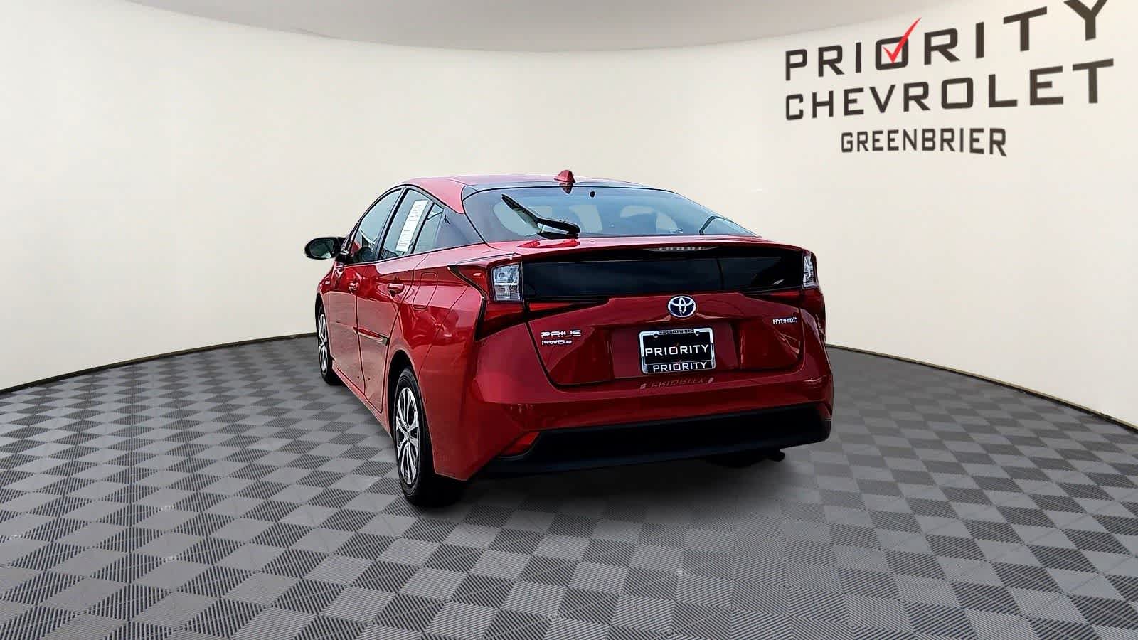 Thumbnail: 2022 Toyota Prius - 7