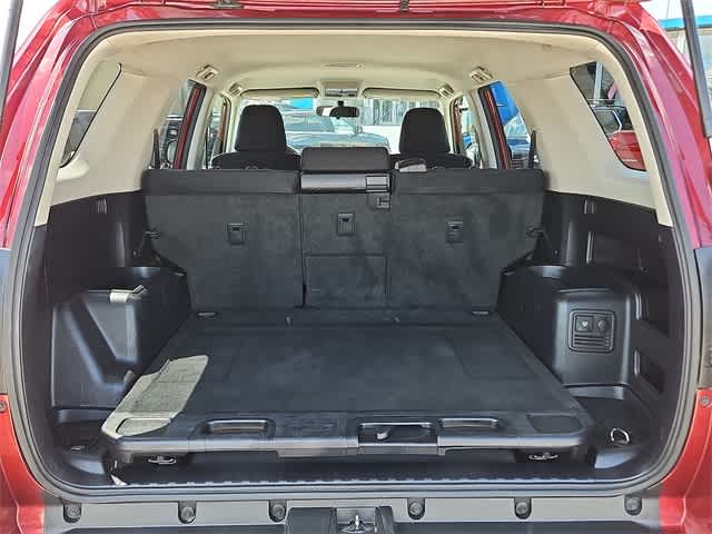 Thumbnail: 2010 Toyota 4Runner - 28