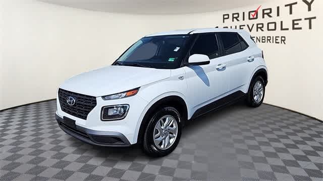 Thumbnail: 2021 Hyundai Venue - 4