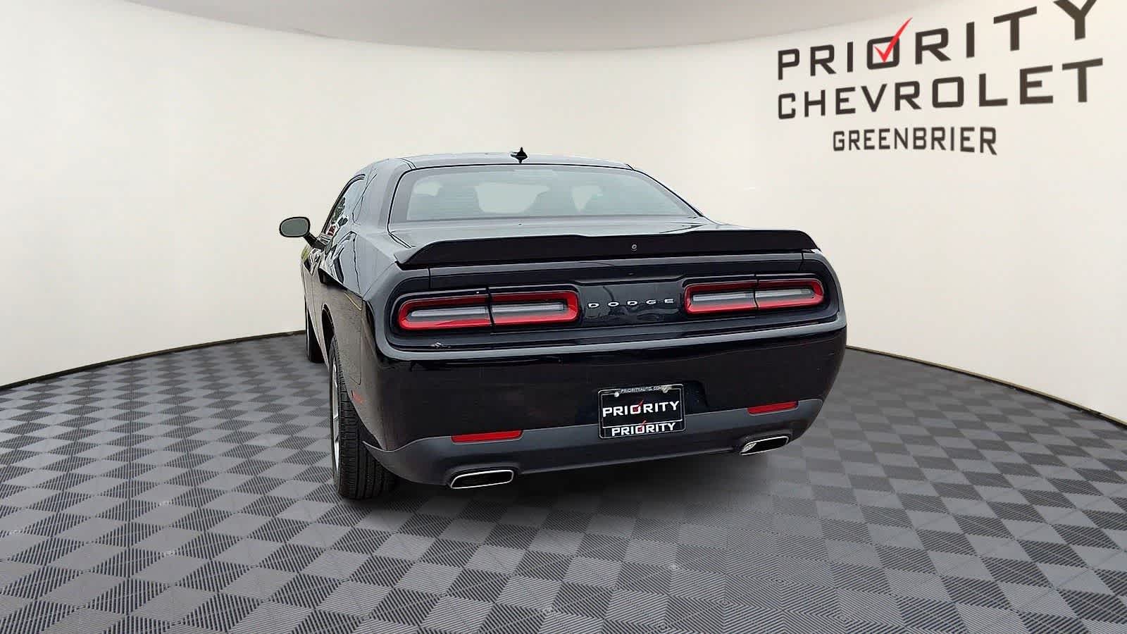 Thumbnail: 2020 Dodge Challenger - 7