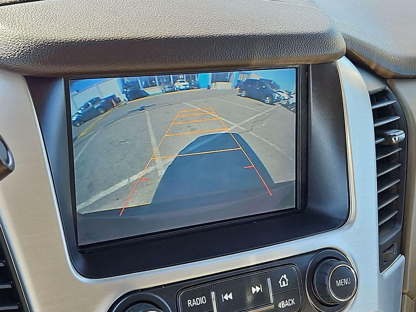 Thumbnail: 2015 GMC Yukon XL - 21