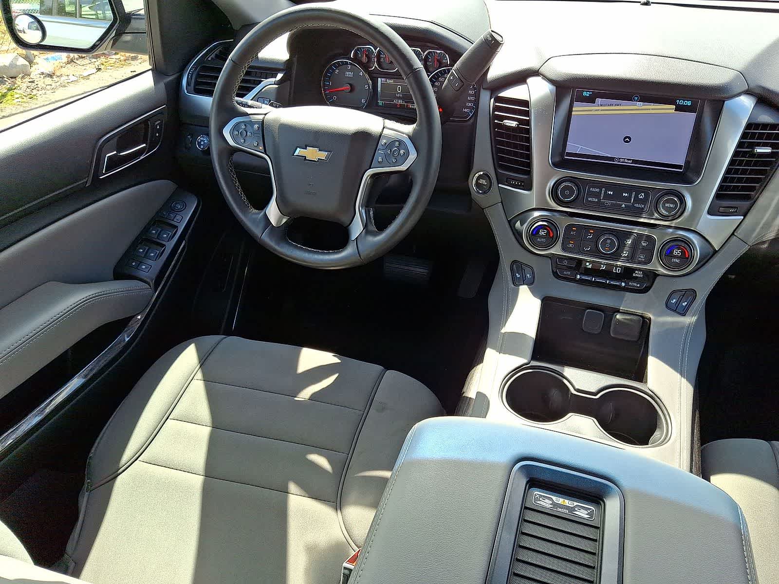 Thumbnail: 2016 Chevrolet Tahoe - 10