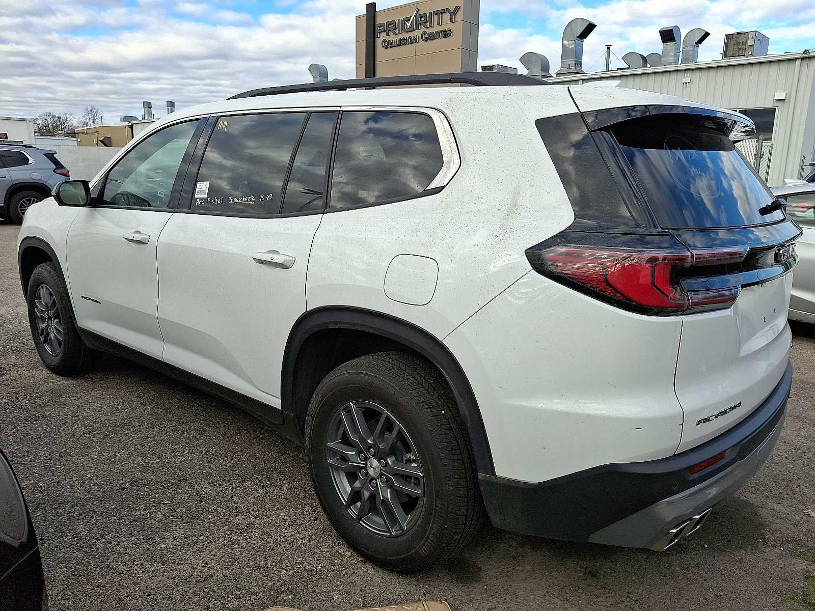 Thumbnail: 2025 GMC Acadia - 4