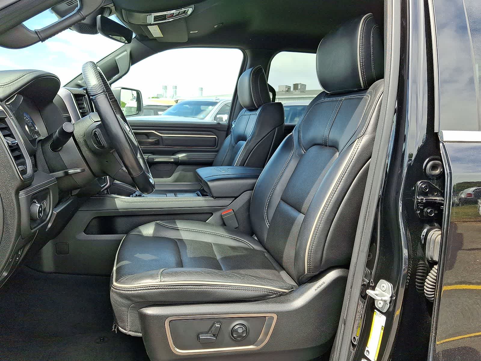 Thumbnail: 2019 RAM 1500 - 25