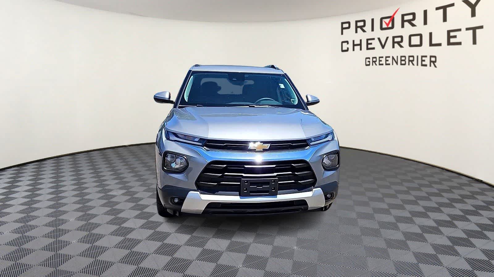 Thumbnail: 2023 Chevrolet TrailBlazer - 2