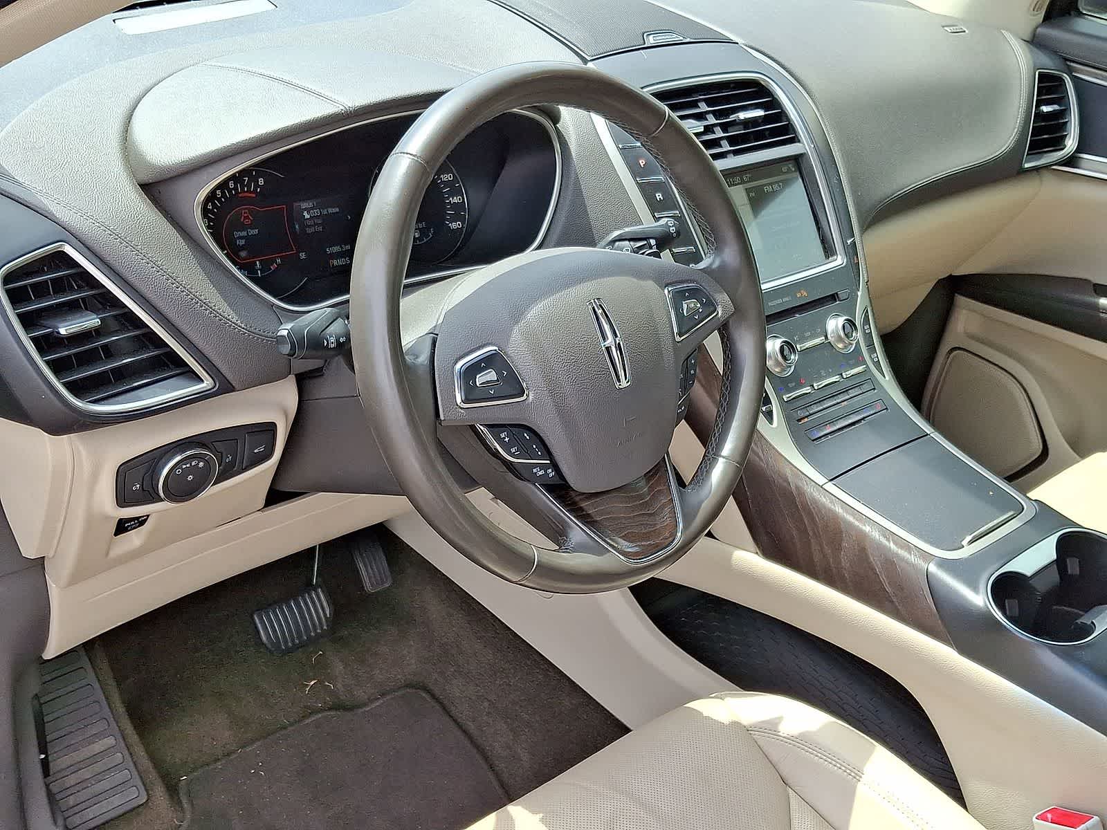 Thumbnail: 2018 Lincoln MKX - 16