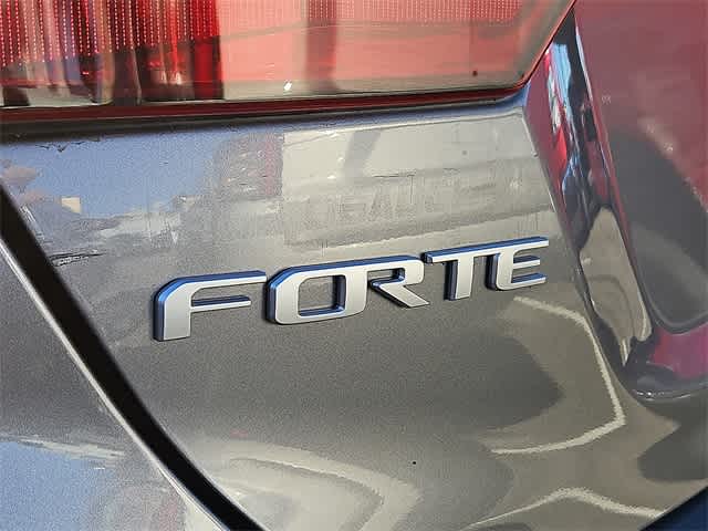 Thumbnail: 2024 Kia Forte - 6