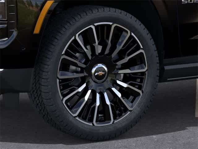 2025 Chevrolet Suburban High Country 9