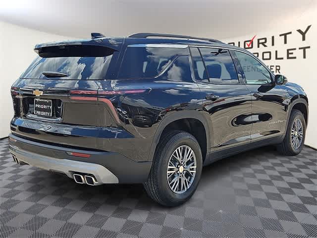 Thumbnail: 2026 Chevrolet Traverse - 4