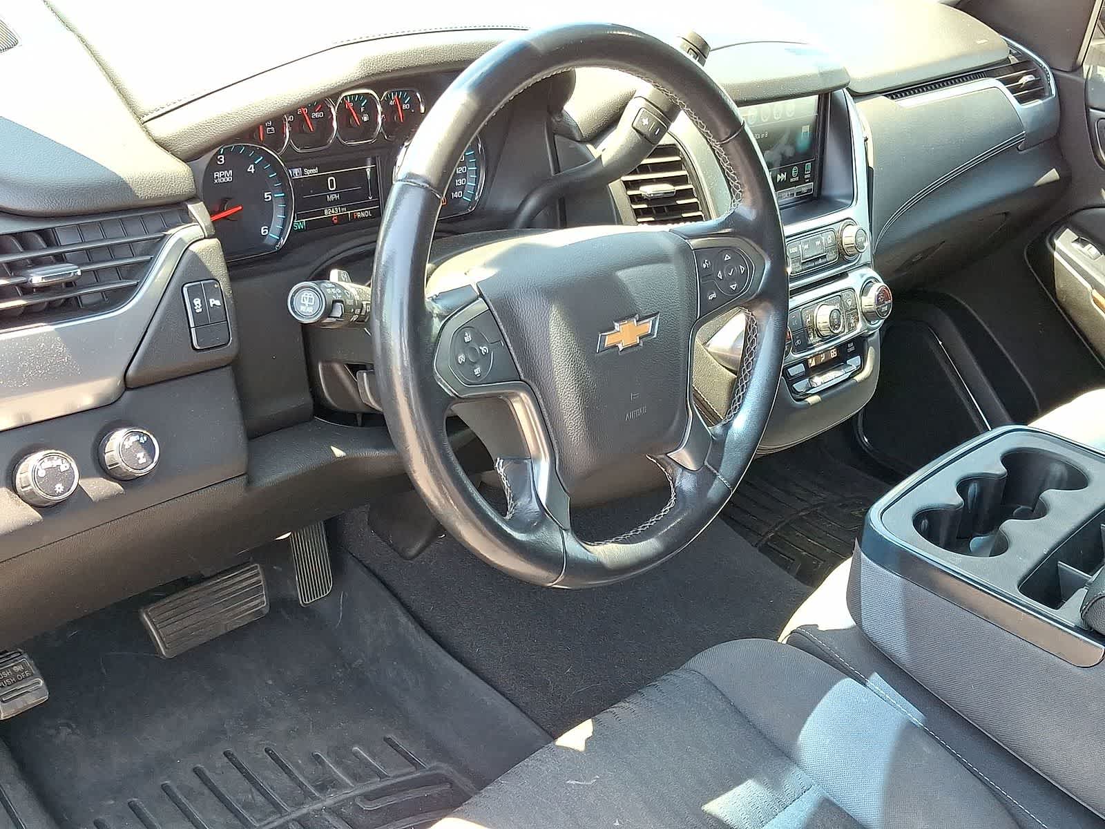 Thumbnail: 2020 Chevrolet Suburban - 16