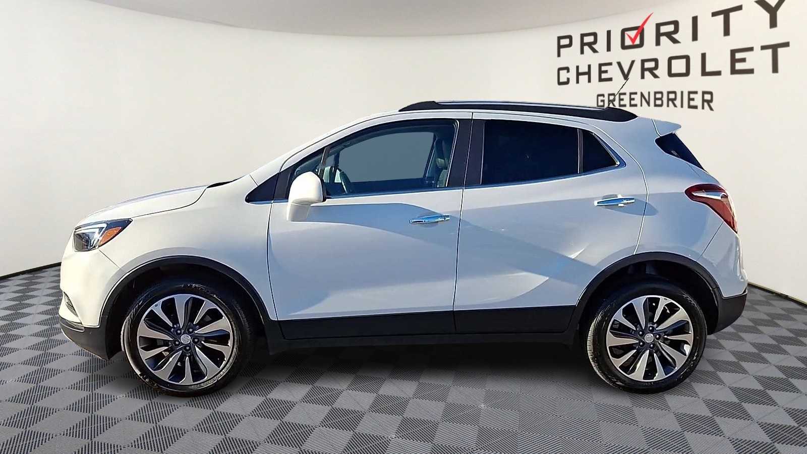 Thumbnail: 2022 Buick Encore - 5