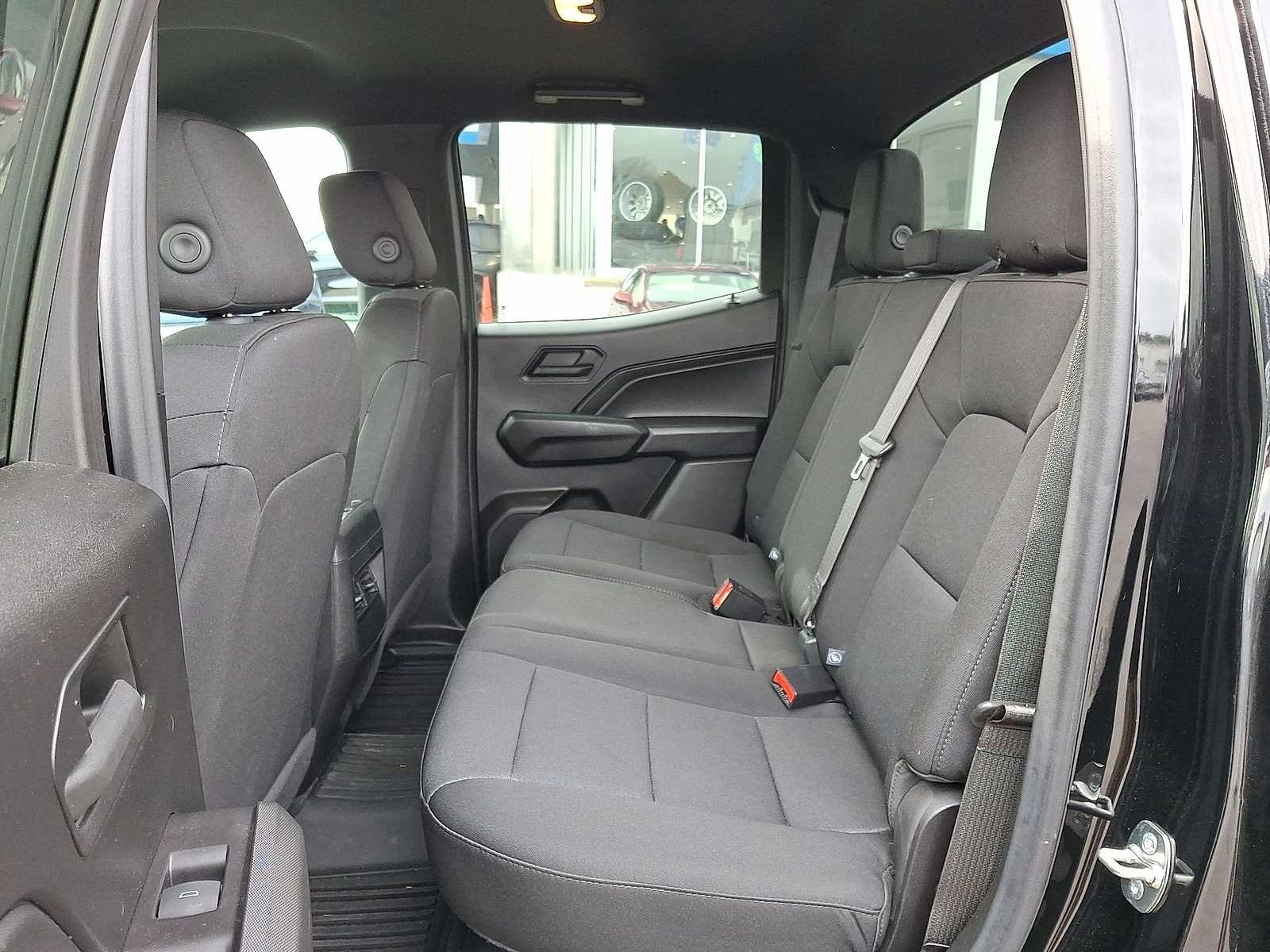 Thumbnail: 2024 Chevrolet Colorado - 29