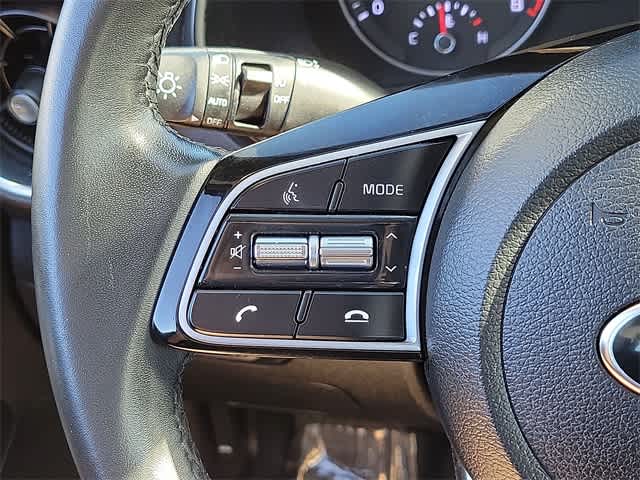 Thumbnail: 2021 Kia Forte - 23