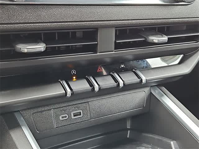 Thumbnail: 2026 Chevrolet Colorado - 13