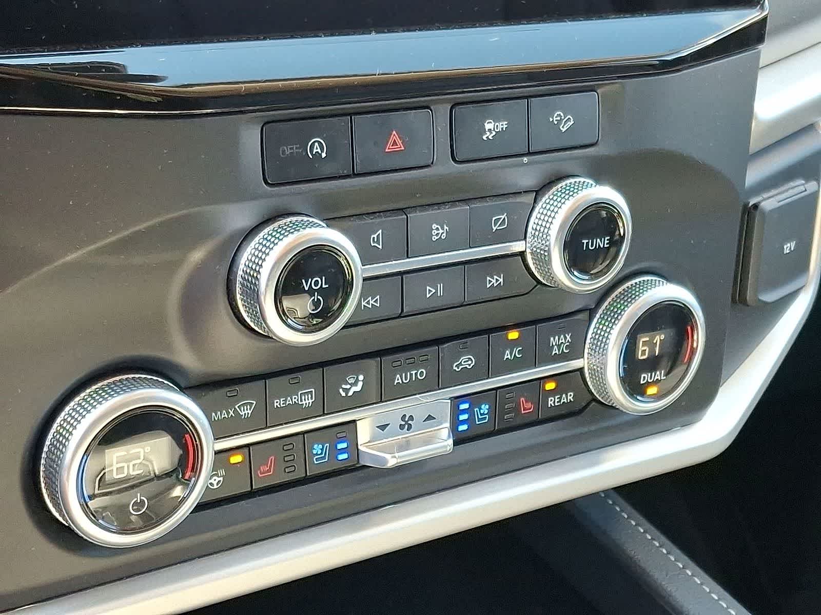 Thumbnail: 2023 Ford Expedition - 24