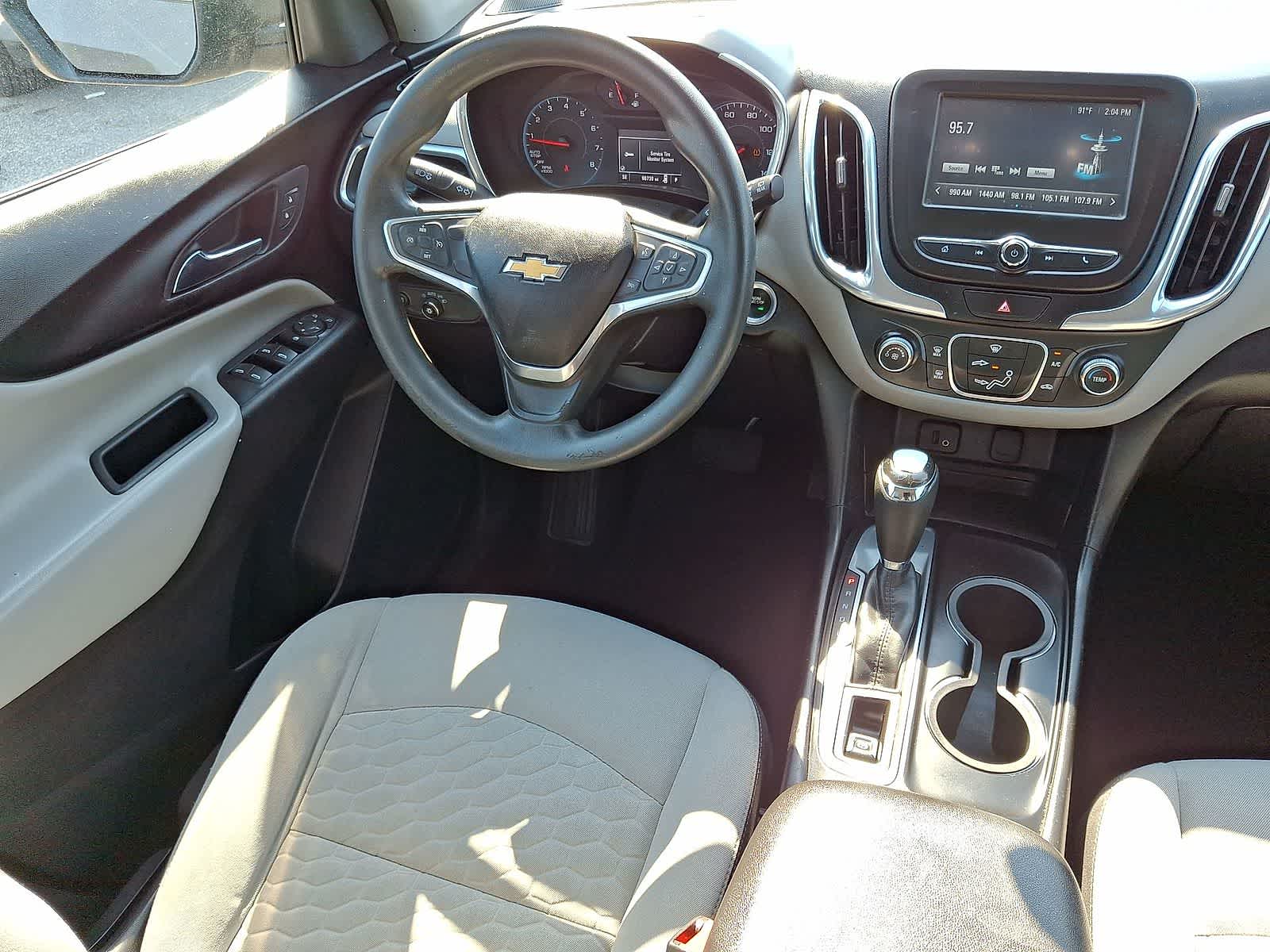 Thumbnail: 2018 Chevrolet Equinox - 10