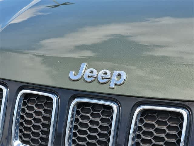 Thumbnail: 2018 Jeep Compass - 36